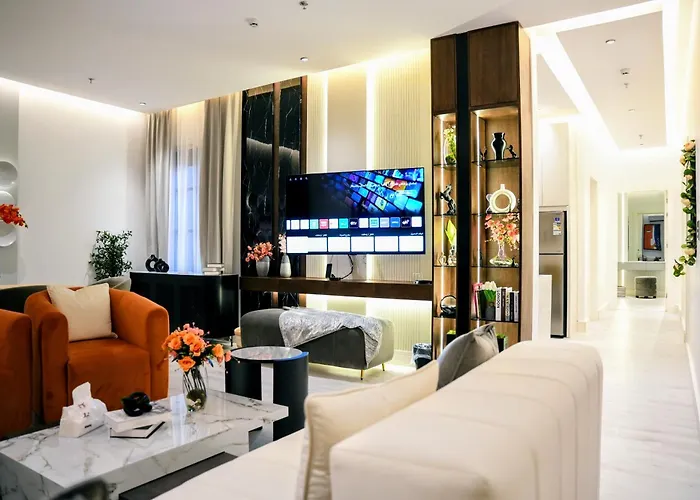 Luxury Smart Apartment E12