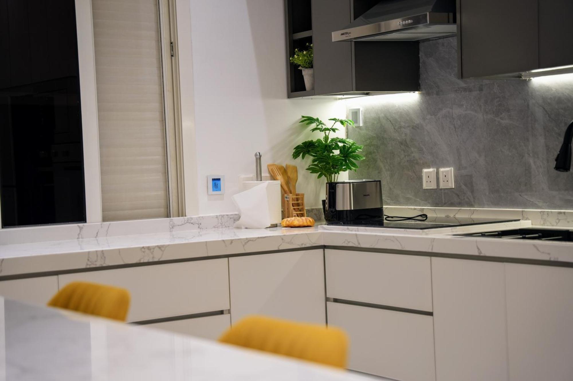 Luxury Smart E12 Apartment *