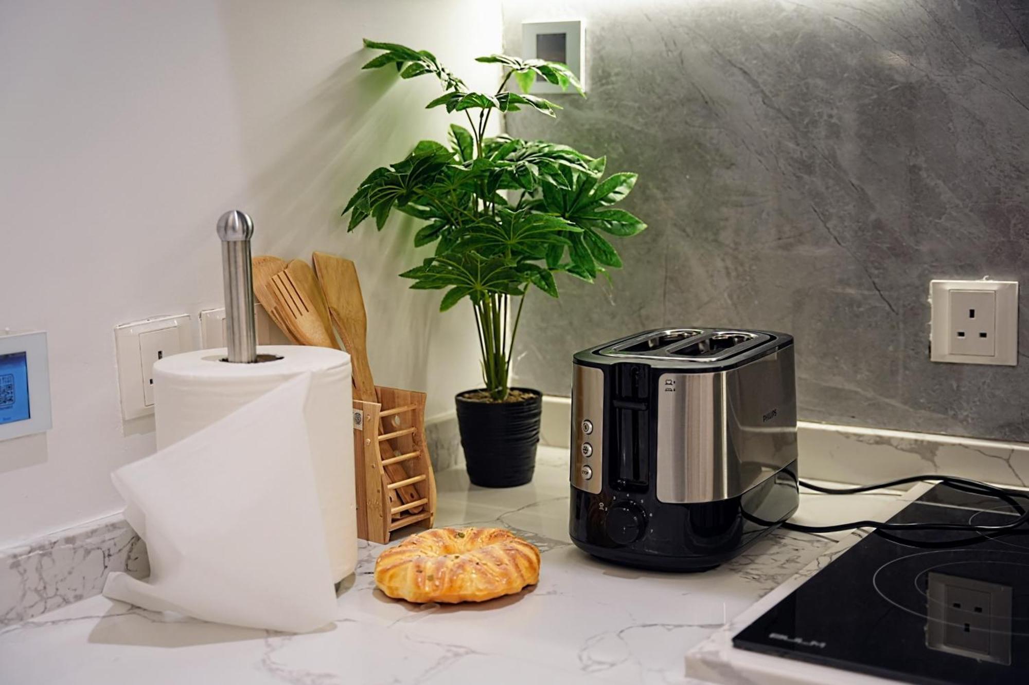 Luxury Smart E12 Apartment