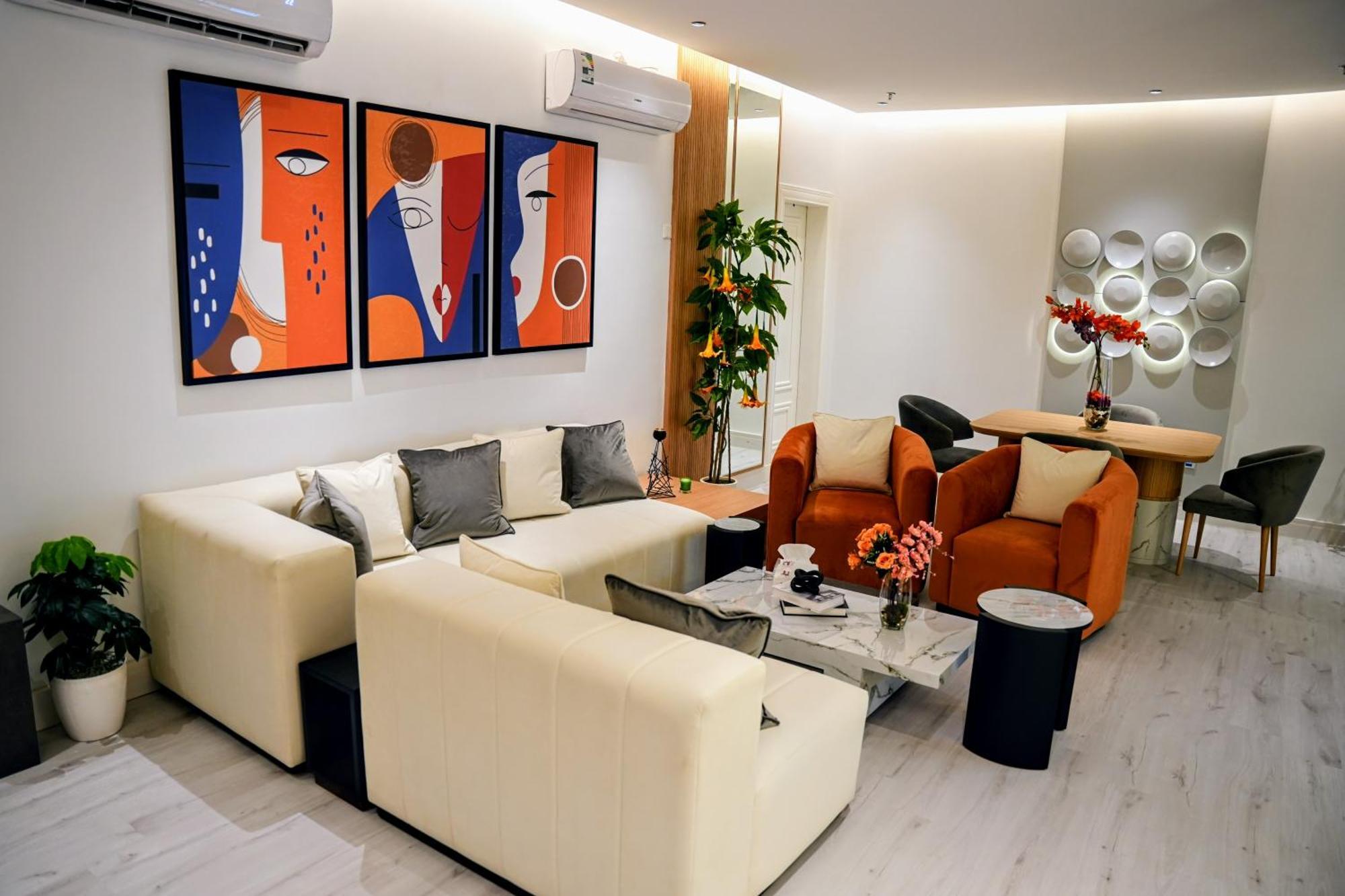 Luxury Smart E12 Apartment